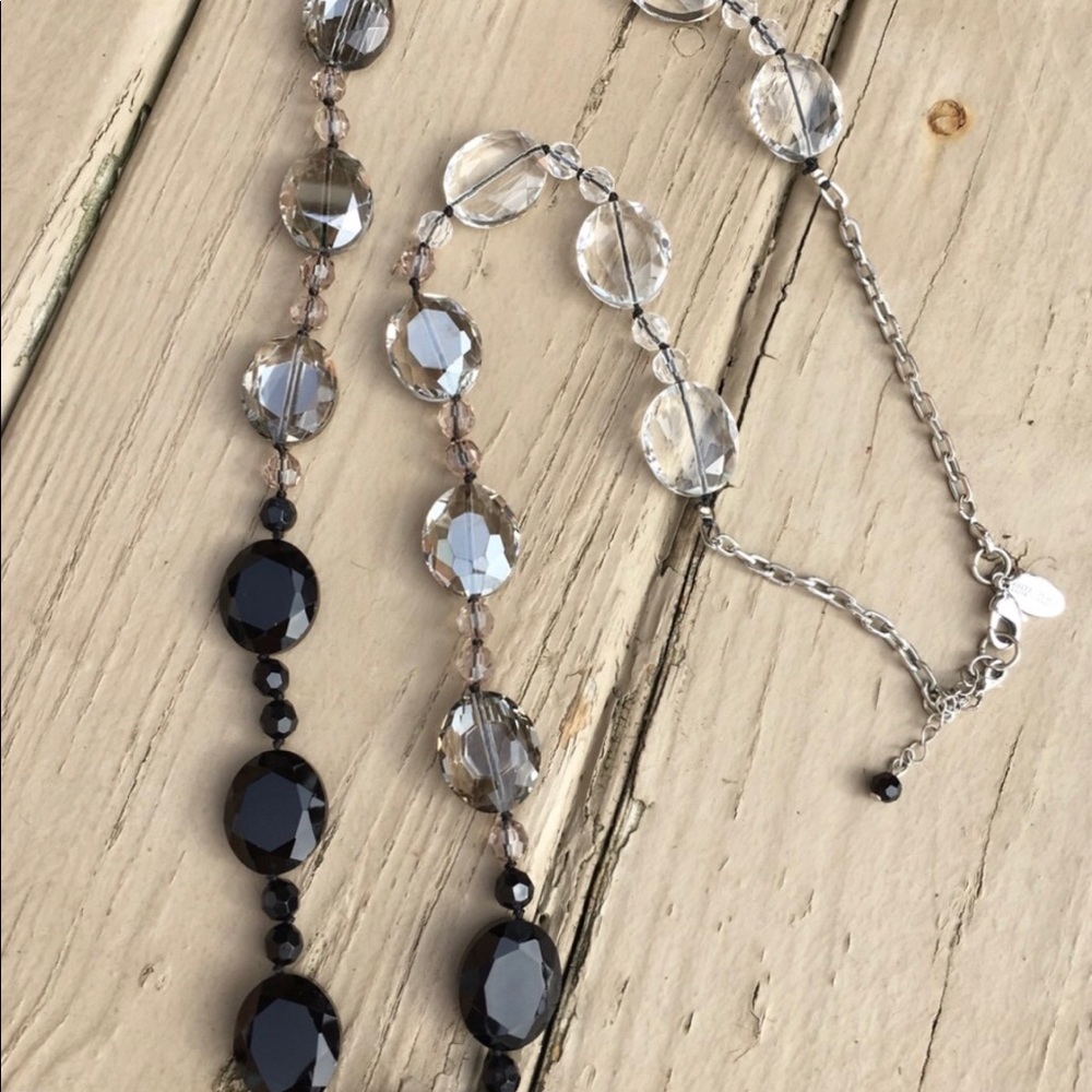 EUC White House Black Market Ombré Necklace